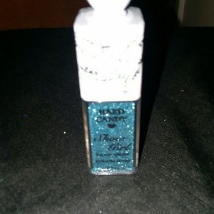 🌟☄HARD CANDY  SHOW GIRL GLITTER ,"COLOR BLUE CHIP